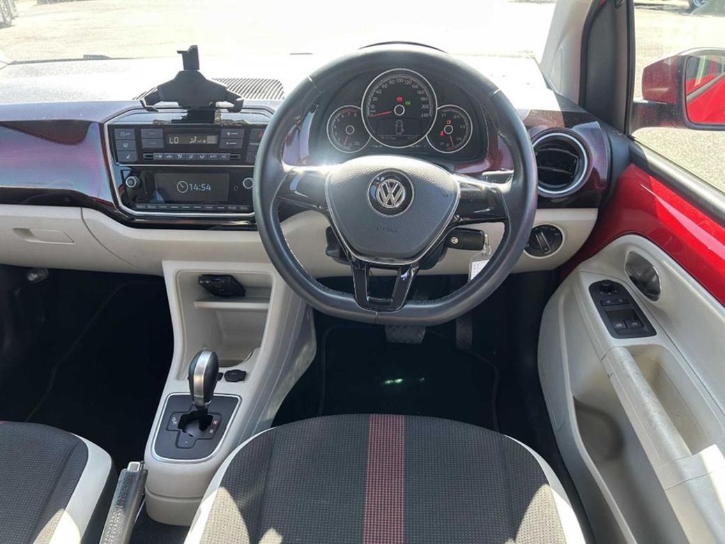 2017 Volkswagen up!