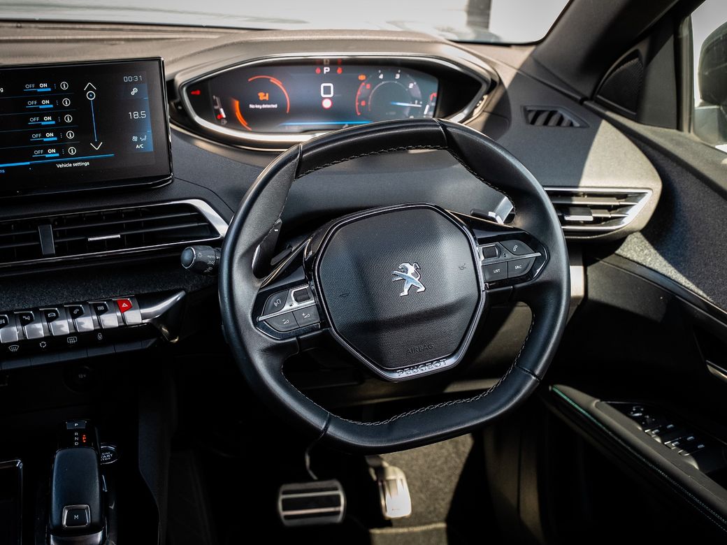 2023 Peugeot 5008