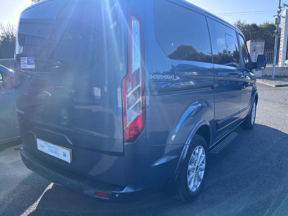 2020 Ford Tourneo