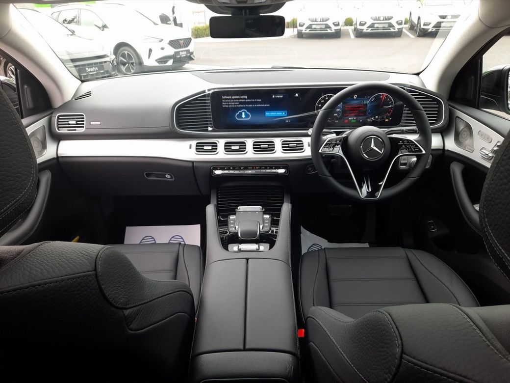 2025 Mercedes-Benz GLE Class