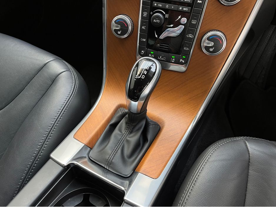 2017 Volvo XC60