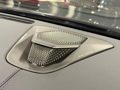 2024 Aston Martin DB12