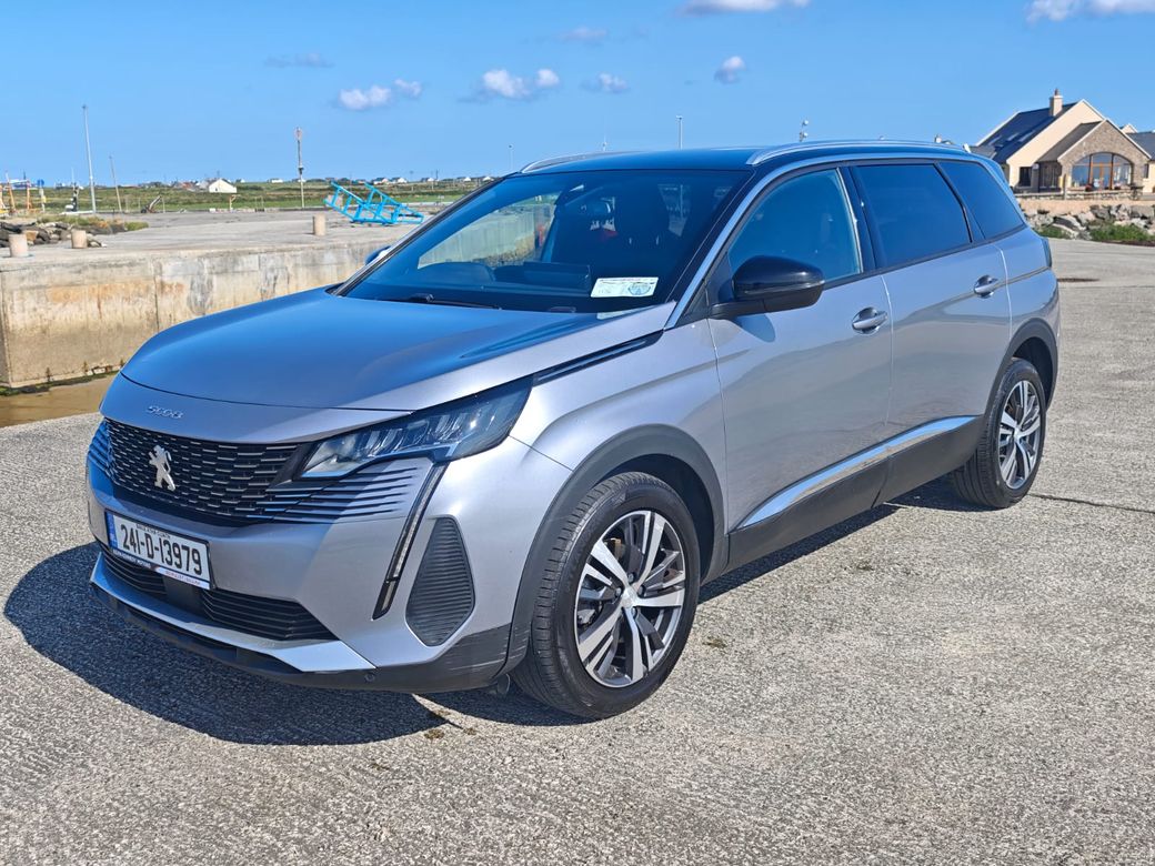 2024 Peugeot 5008