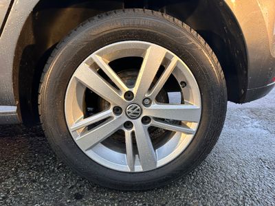 2017 Volkswagen Polo