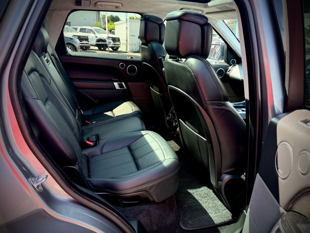 2020 Land Rover Range Rover Sport