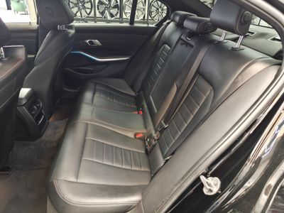 2021 BMW 330