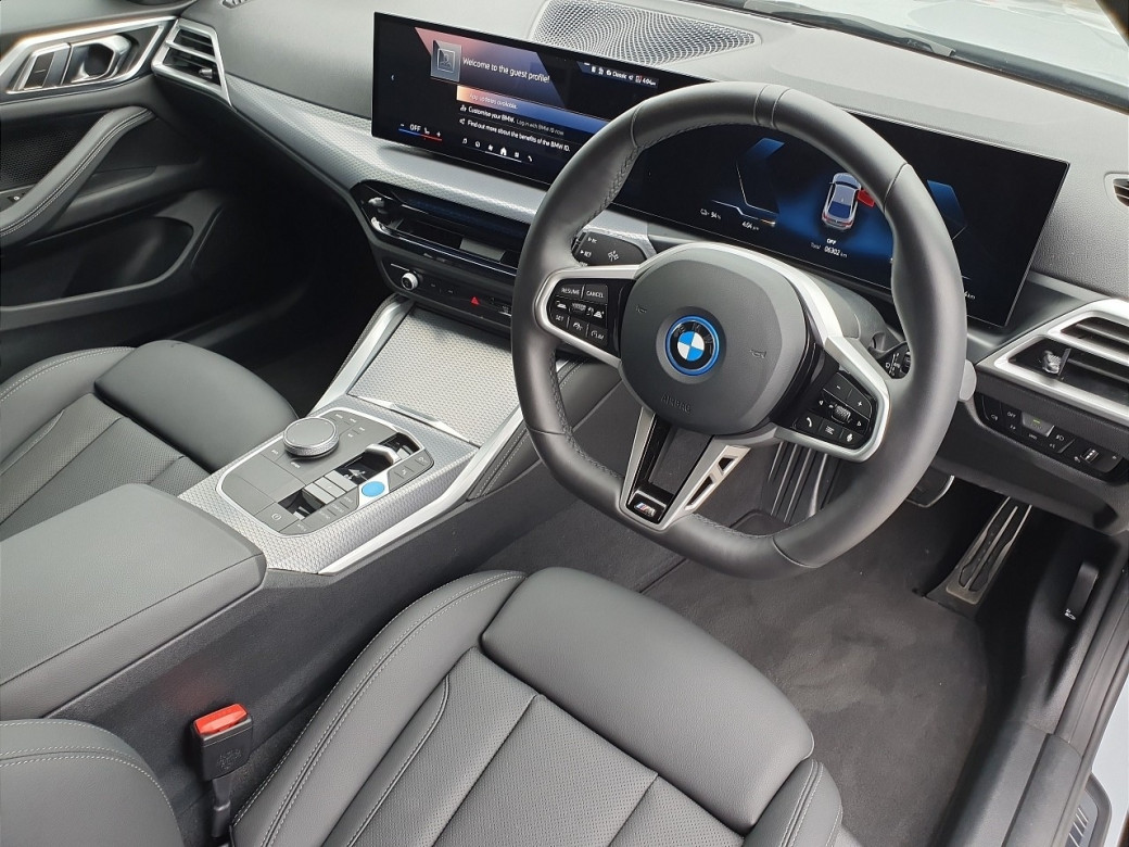 2025 BMW i4