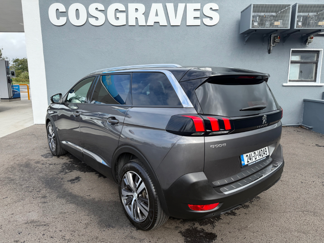 2024 Peugeot 5008