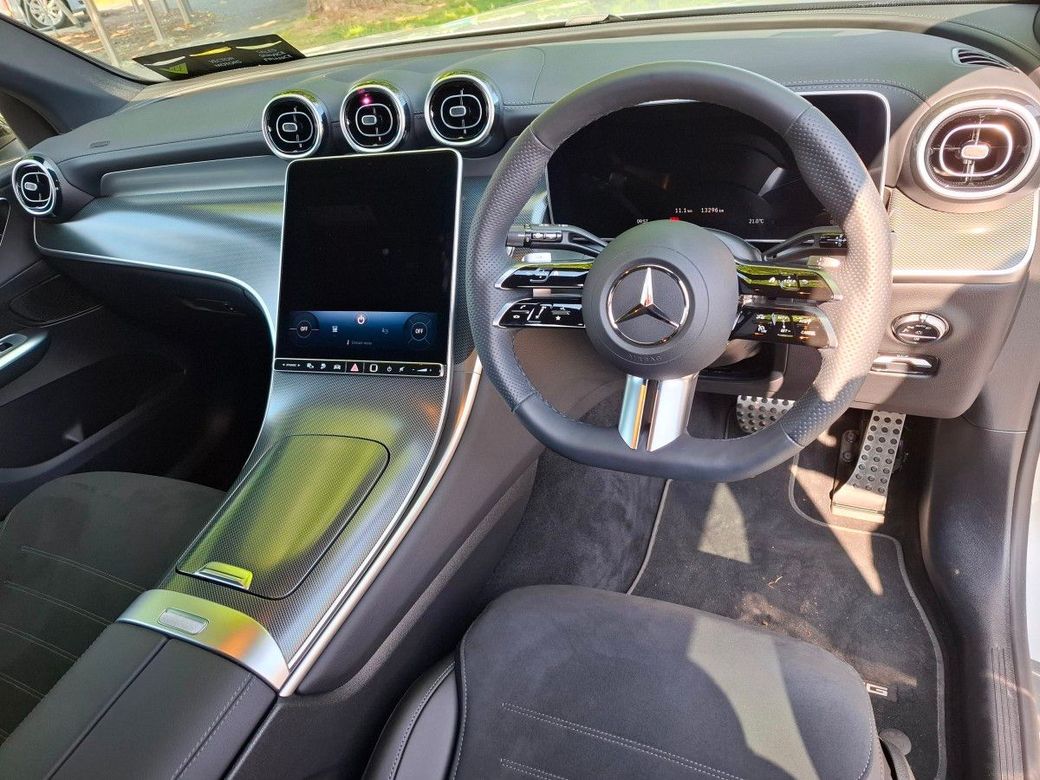 2025 Mercedes-Benz GLC Class