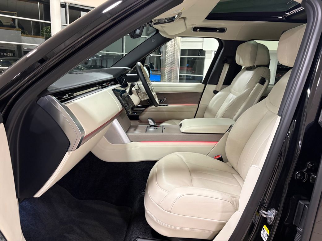 2025 Land Rover Range Rover