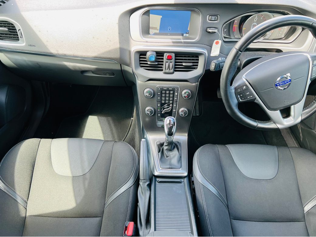 2014 Volvo V40