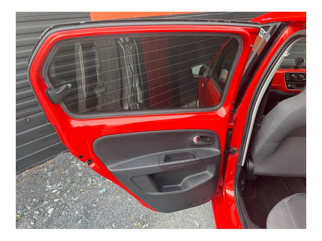 2014 Volkswagen up!
