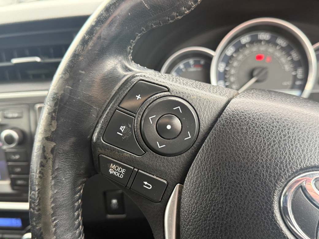 2013 Toyota Auris