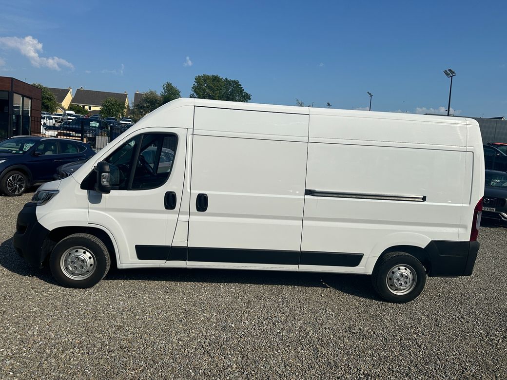 2023 Opel Movano
