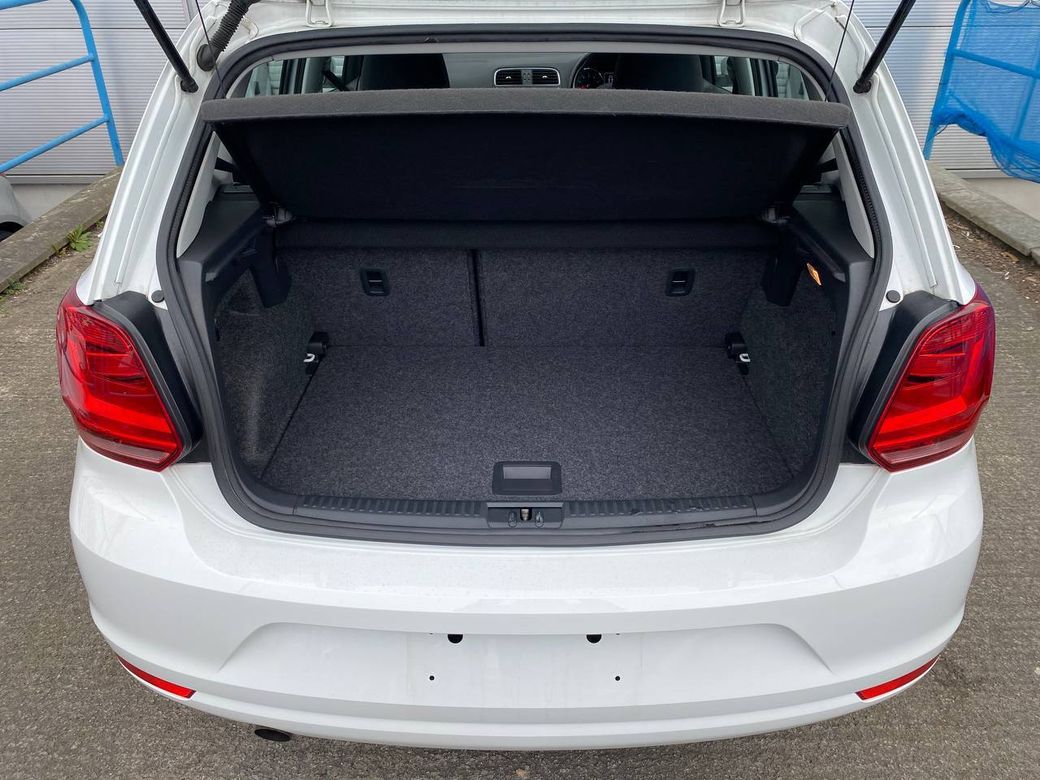 2017 Volkswagen Polo