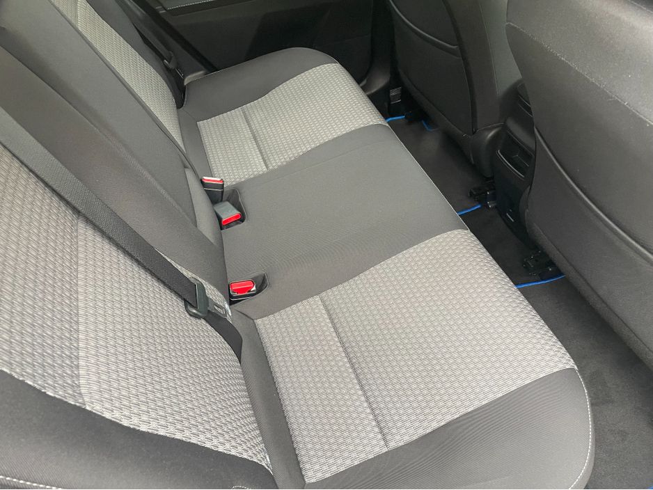 2017 Toyota Auris
