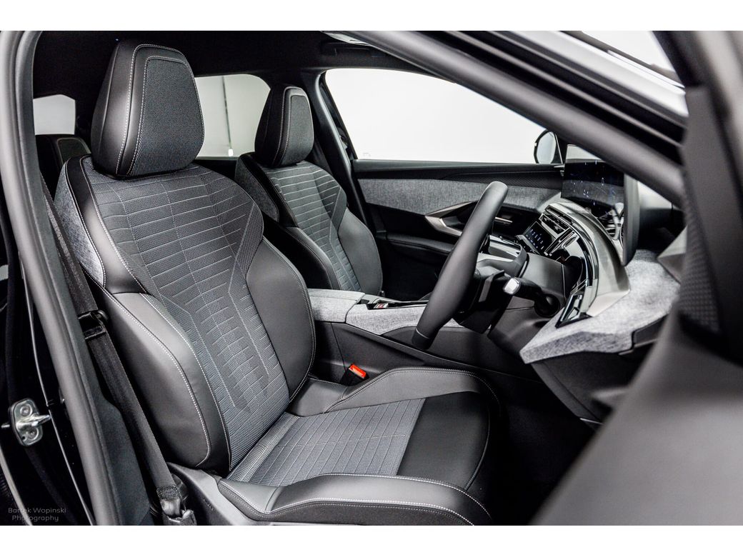 2025 Peugeot 5008