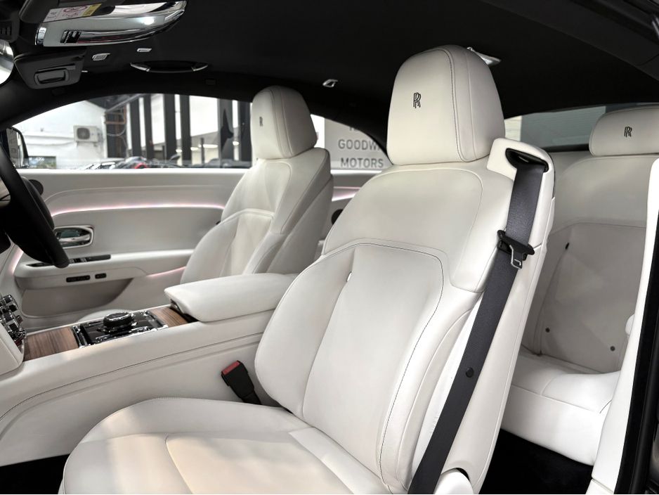 2024 Rolls-Royce Phantom