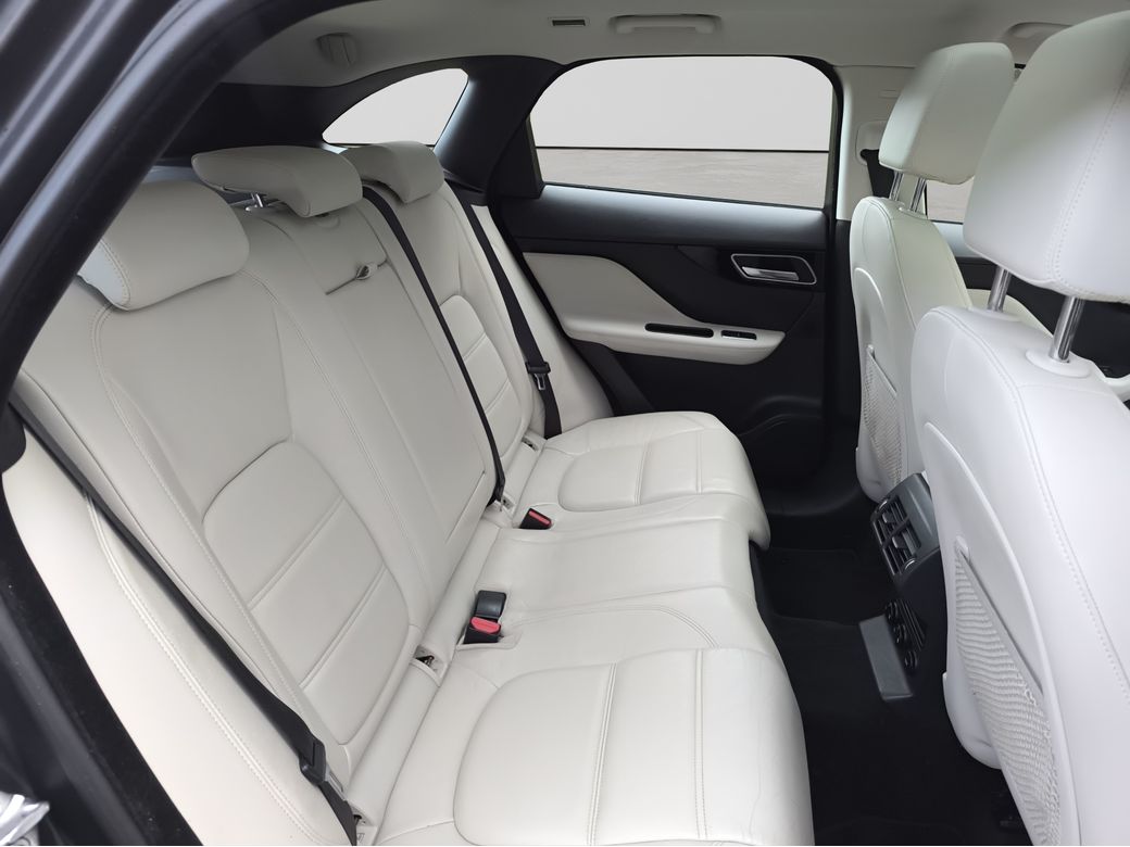 2016 Jaguar F-Pace