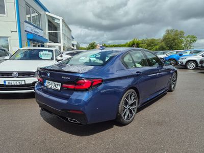 2022 BMW 520