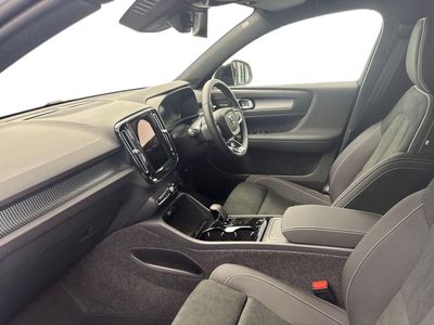 2026 Volvo EX40