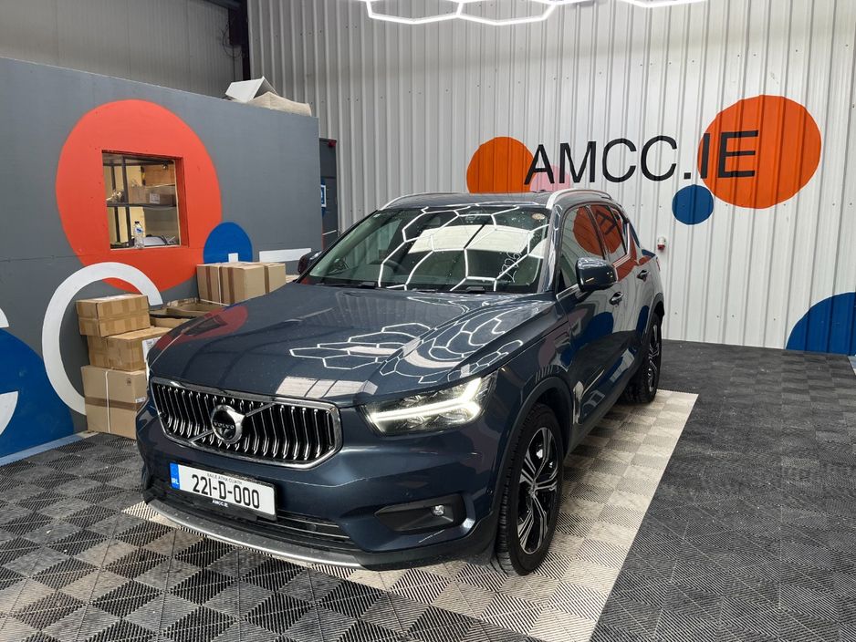 2022 Volvo XC40
