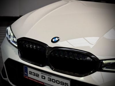 2023 BMW 320
