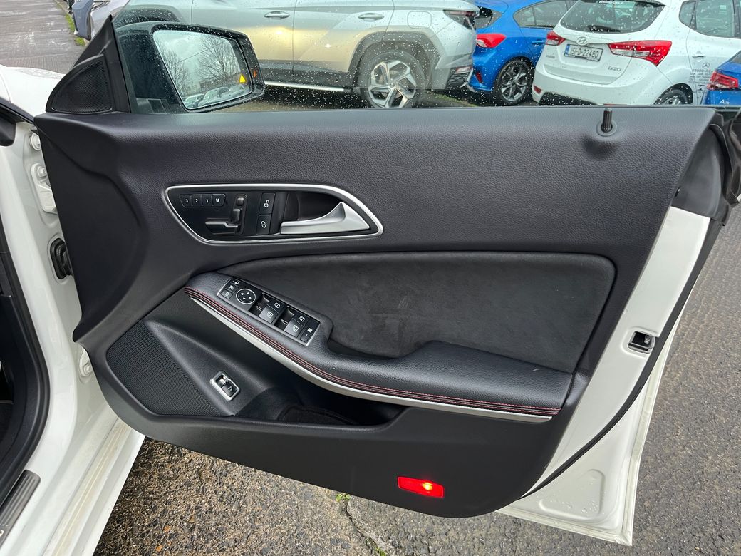 2015 Mercedes-Benz CLA Class