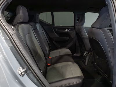 2022 Volvo XC40