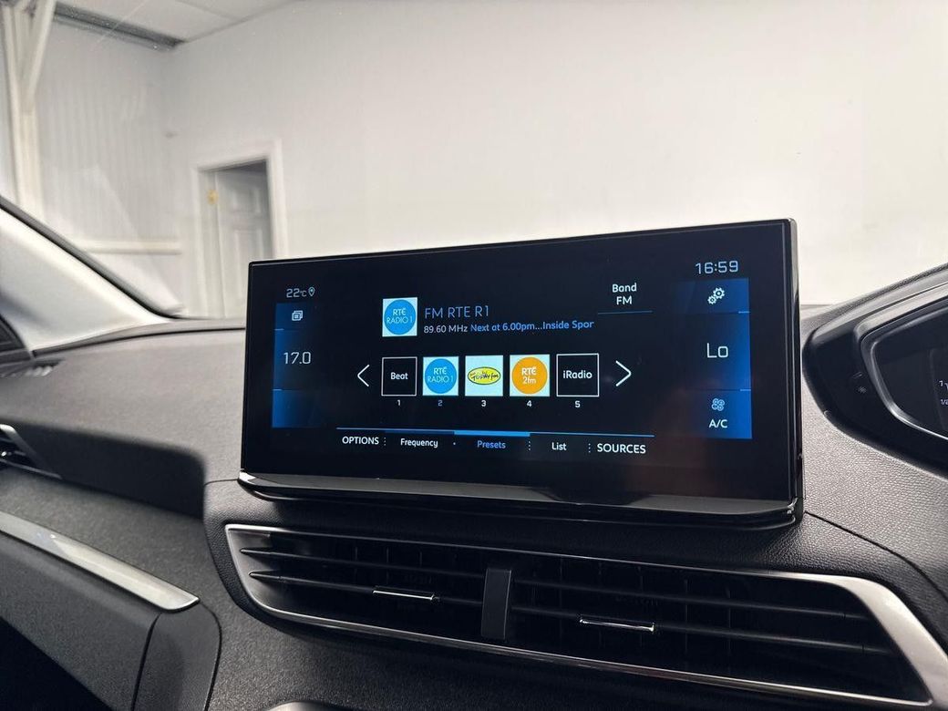 2022 Peugeot 3008