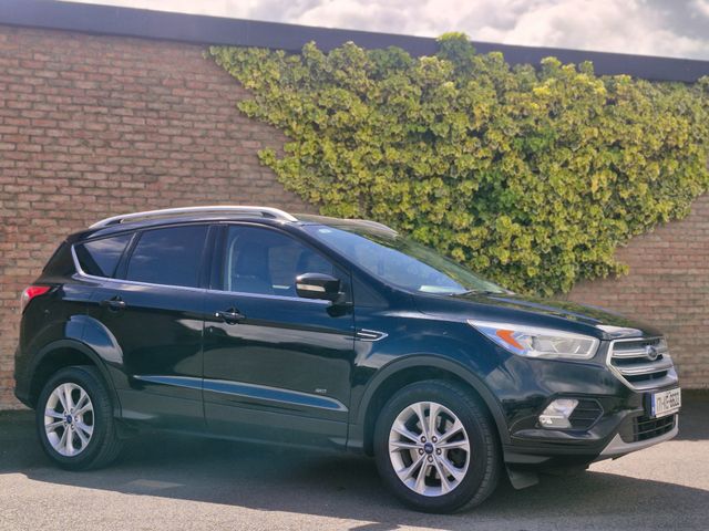vehicle for sale from Leighstone Motors