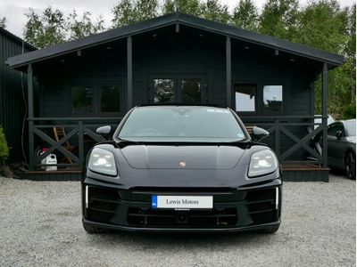 2025 Porsche Panamera