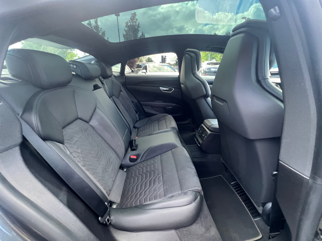2021 Audi e-tron GT