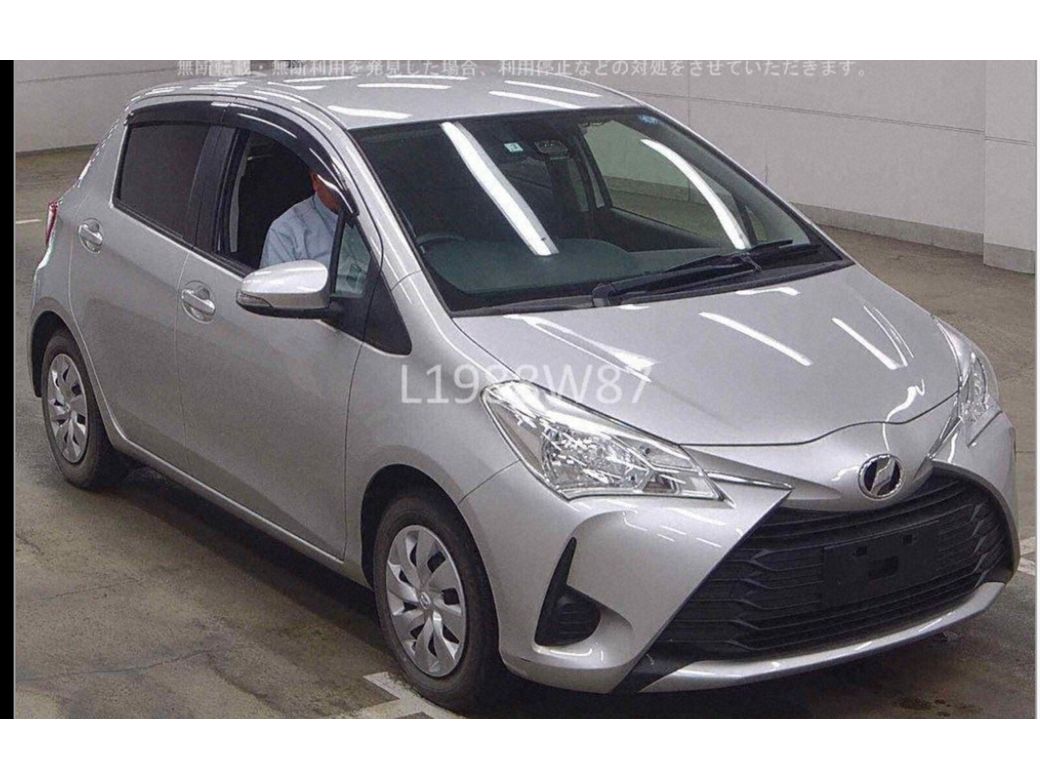2017 Toyota Vitz