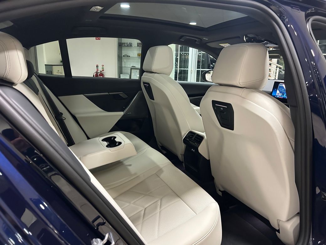 2025 BMW 5 Series
