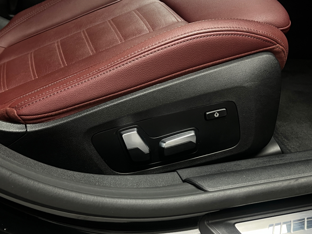 2023 BMW i4