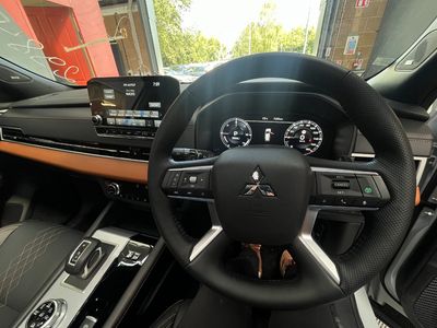 2024 Mitsubishi Outlander