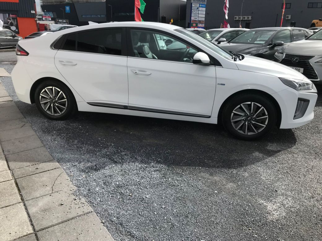 2021 Hyundai Ioniq