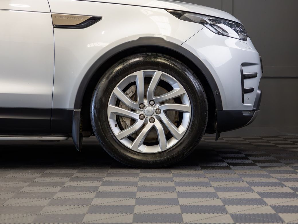 2020 Land Rover Discovery