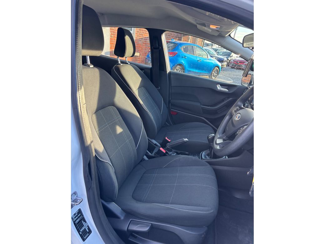 2017 Ford Fiesta