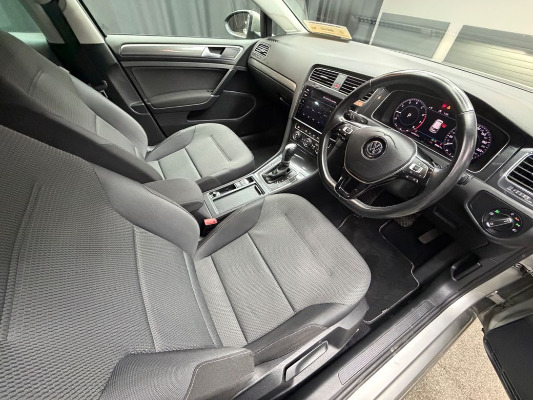 2018 Volkswagen Golf