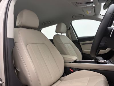 2024 Audi Q8 e-tron