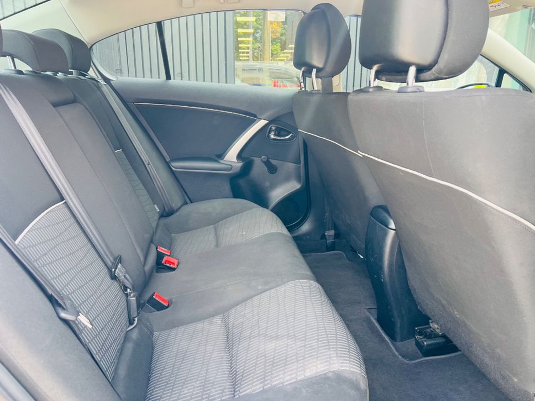 2015 Toyota Avensis