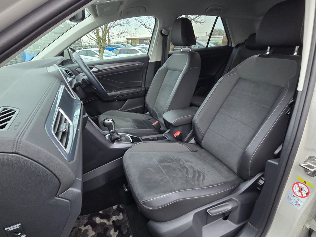 2023 Volkswagen T-Roc