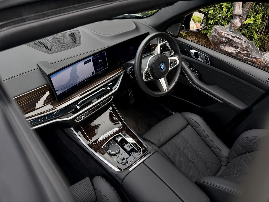 2025 BMW X5