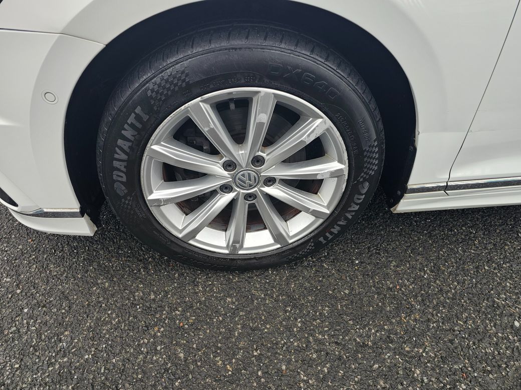 2016 Volkswagen Passat