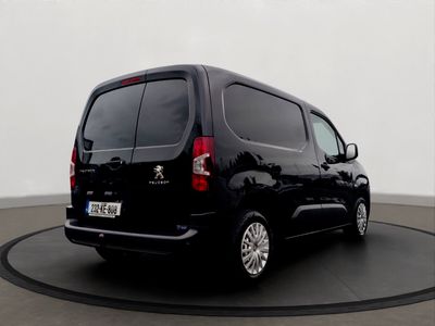 2023 Peugeot Partner