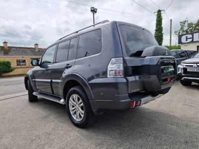 2017 Mitsubishi Shogun