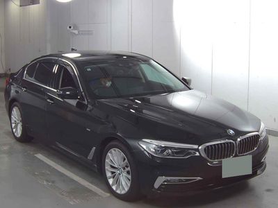 2017 BMW 523