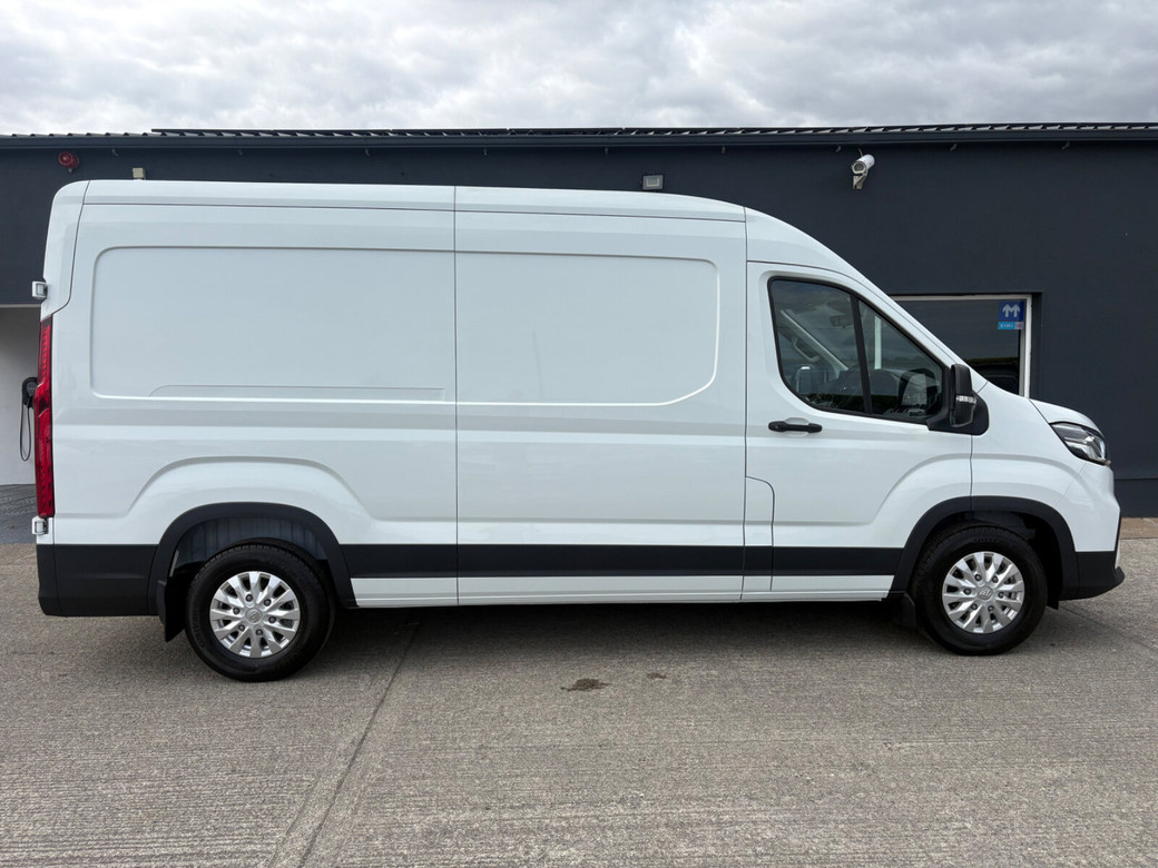2026 Maxus Deliver 9